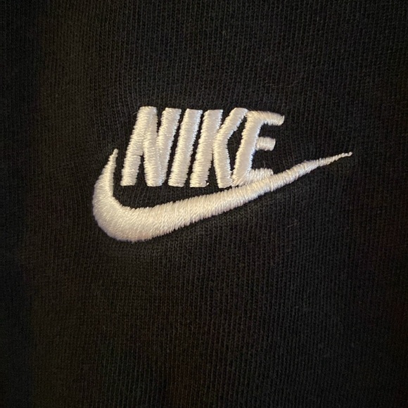 Nike Long Sleeved Hooded T Shirt - Picture 2 of 6